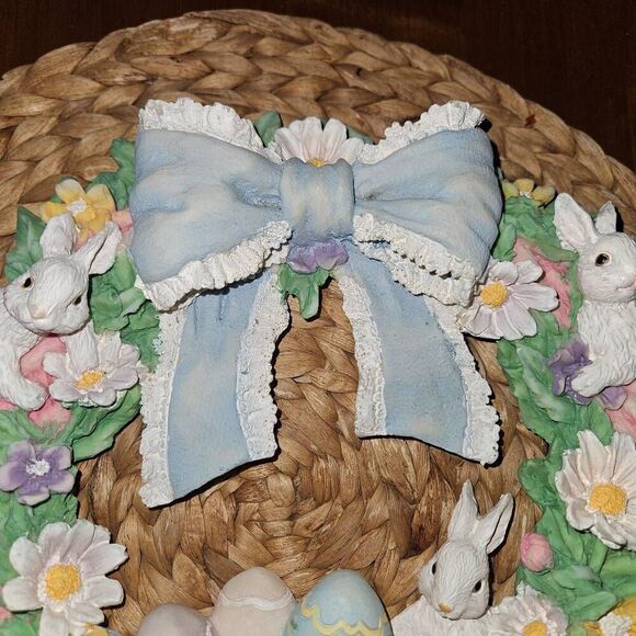 Vintage 1990’s Hand Painted 11” Resin HAPPY EASTER Wreath: Bunny Spring Flowers - Picture 3 of 5